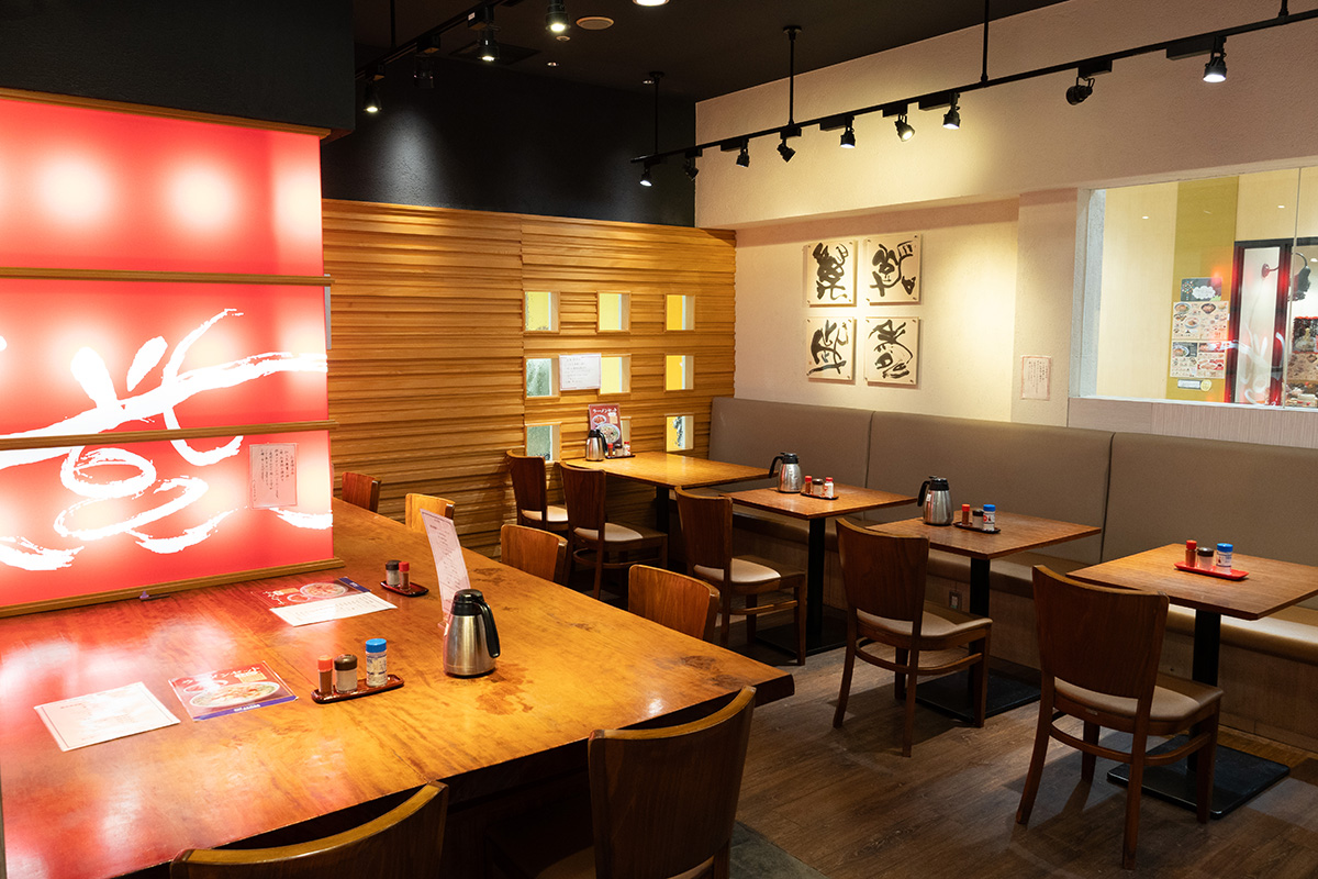 こむらさき_店内