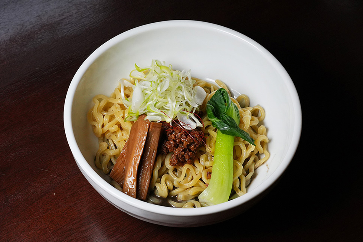 さくら_汁なし黒ごま坦々麺