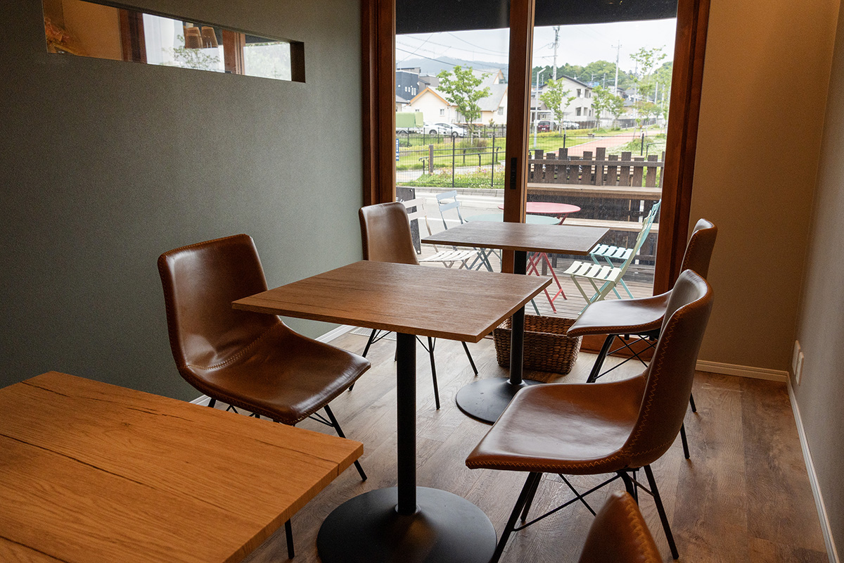 ヒトカドカフェ_店内