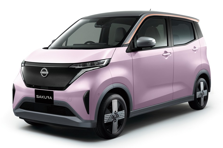 日産サクラ