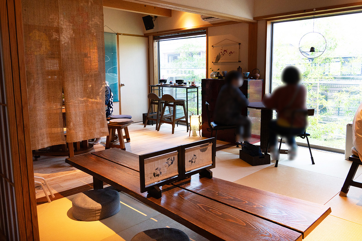 はな茶ん07_店内2F02