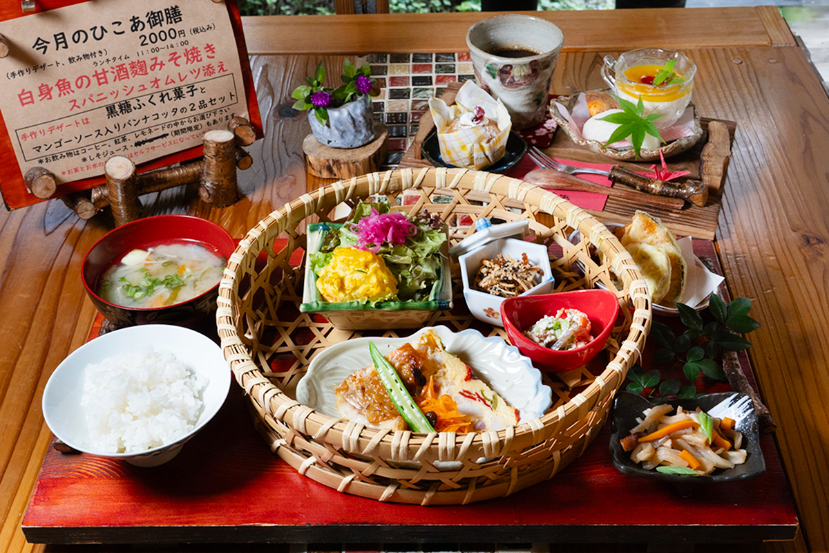 ふるカフェ ひこあ