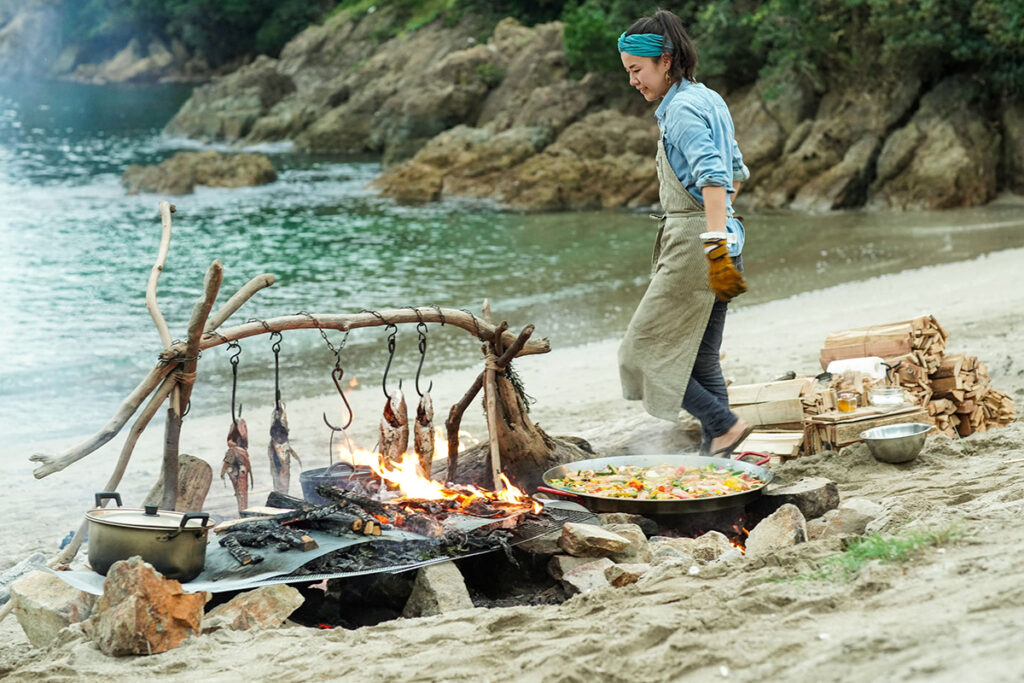 焚き火料理と音楽のうたげ