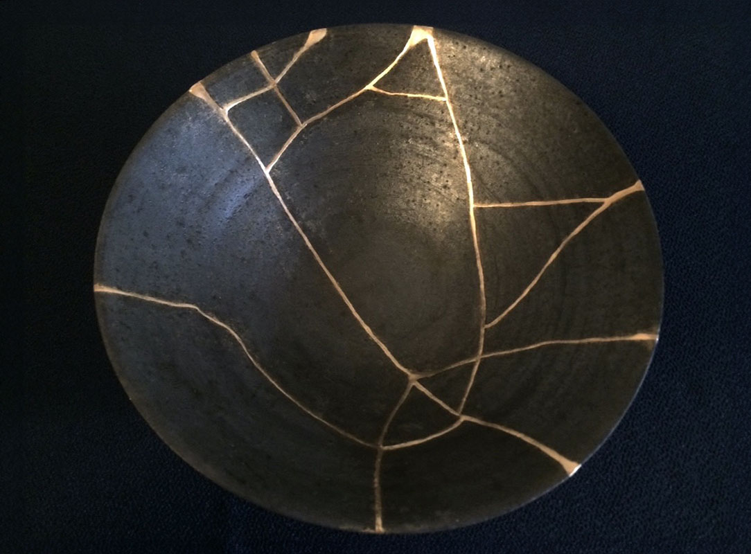 EASTWORKS：日本の伝統技法、金継ぎで蘇らせる ― 九州編